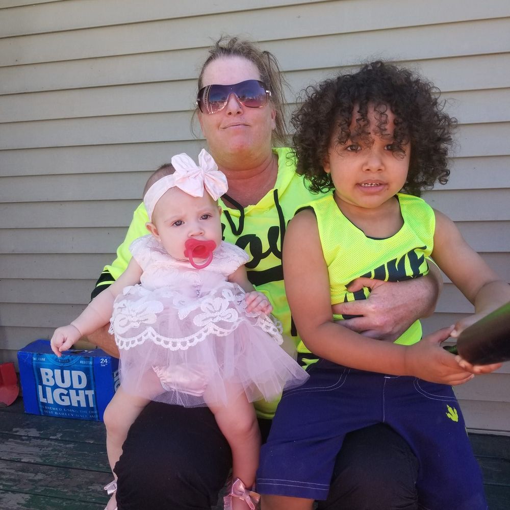 Meet your Posher, Angie